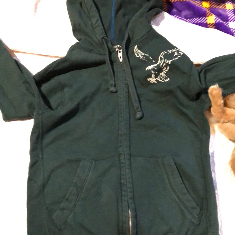 Full zip sweatshirt